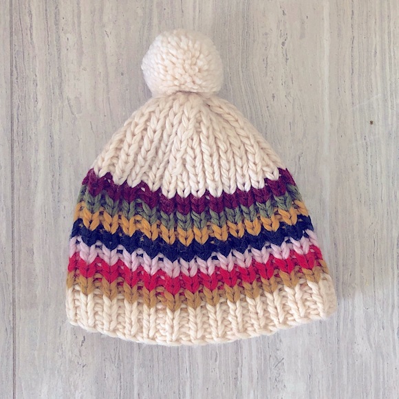 Wilfred Accessories - Wilfred Free Beanie w/ Pom